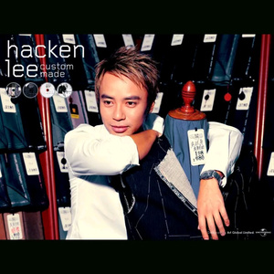 裸体比基尼美女虑待尿口
