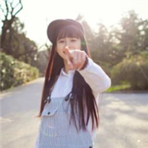 裸体比基尼美女虑待尿口
